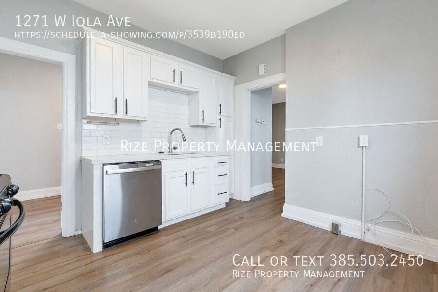 1271 W Iola Ave - Photo 2 of 16