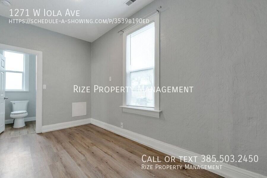 1271 W Iola Ave - Photo 5 of 16