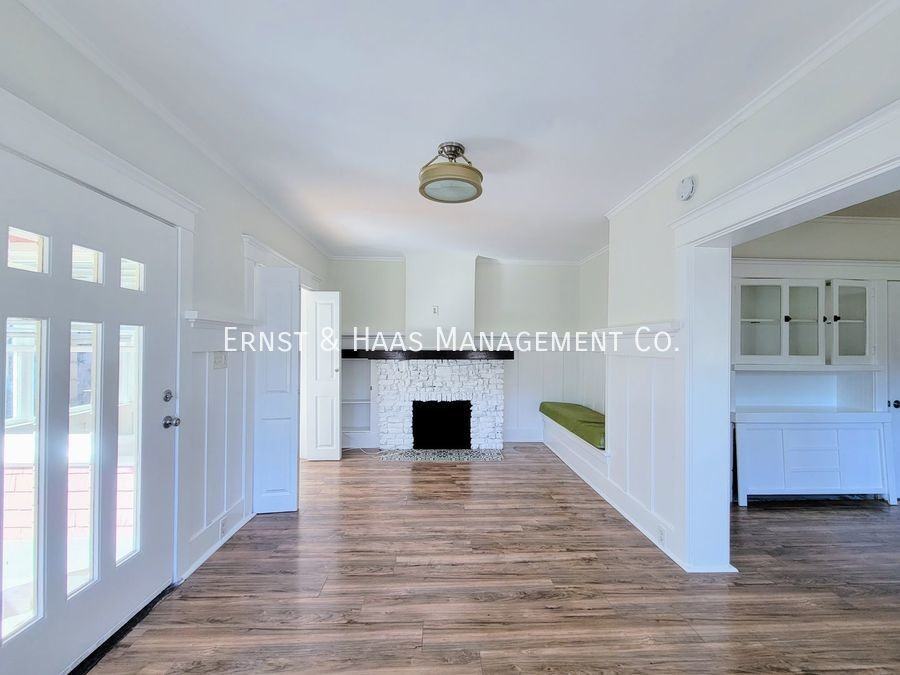 1033 1/2 E Ocean Blvd - Photo 3 of 24