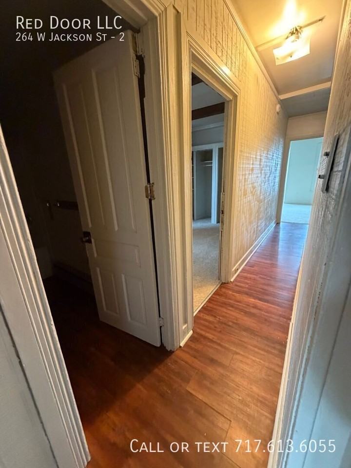 264 W Jackson St #2 - Photo 5 of 13