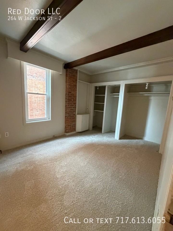 264 W Jackson St #2 - Photo 7 of 13