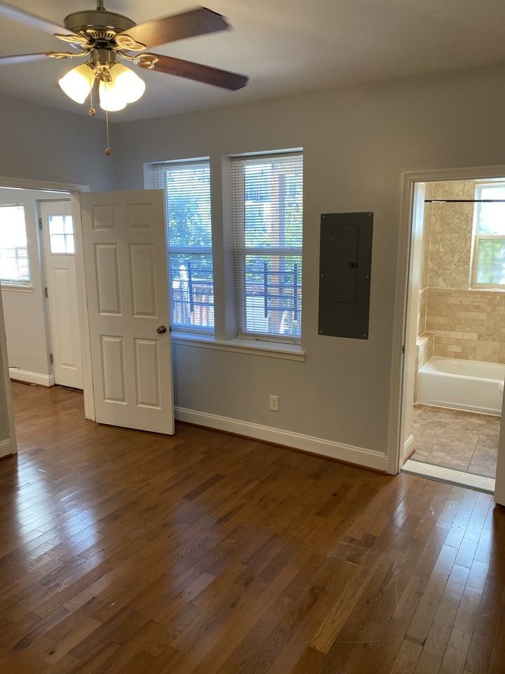 821 Whitelock St #1 - Photo 6 of 16