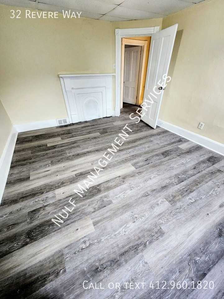 32 Revere Way - Photo 4 of 6