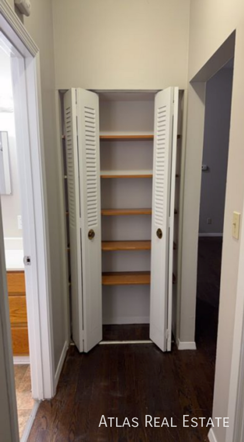6654 Maywood Ave #B - Photo 5 of 12