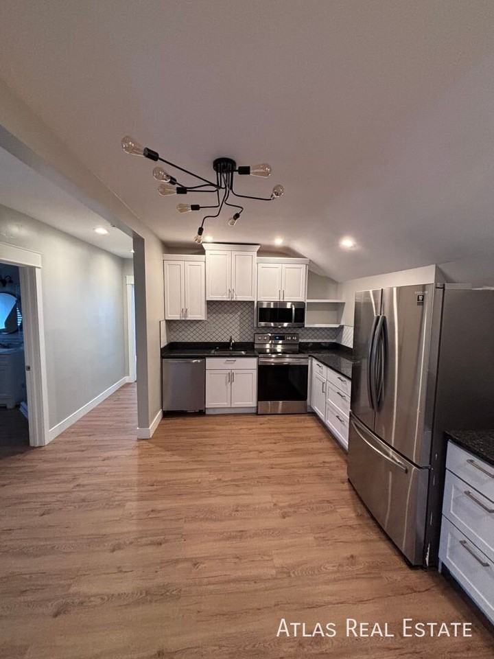 4415 S Broadway #1 - Photo 3 of 15