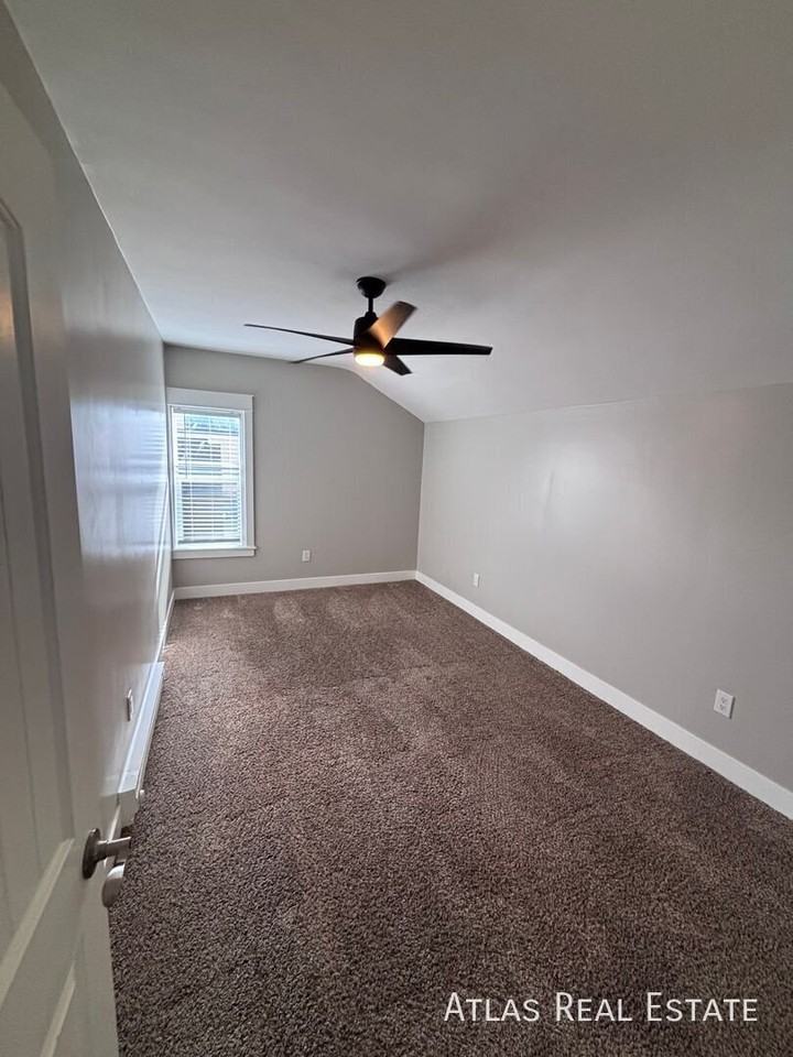 4415 S Broadway #1 - Photo 6 of 15