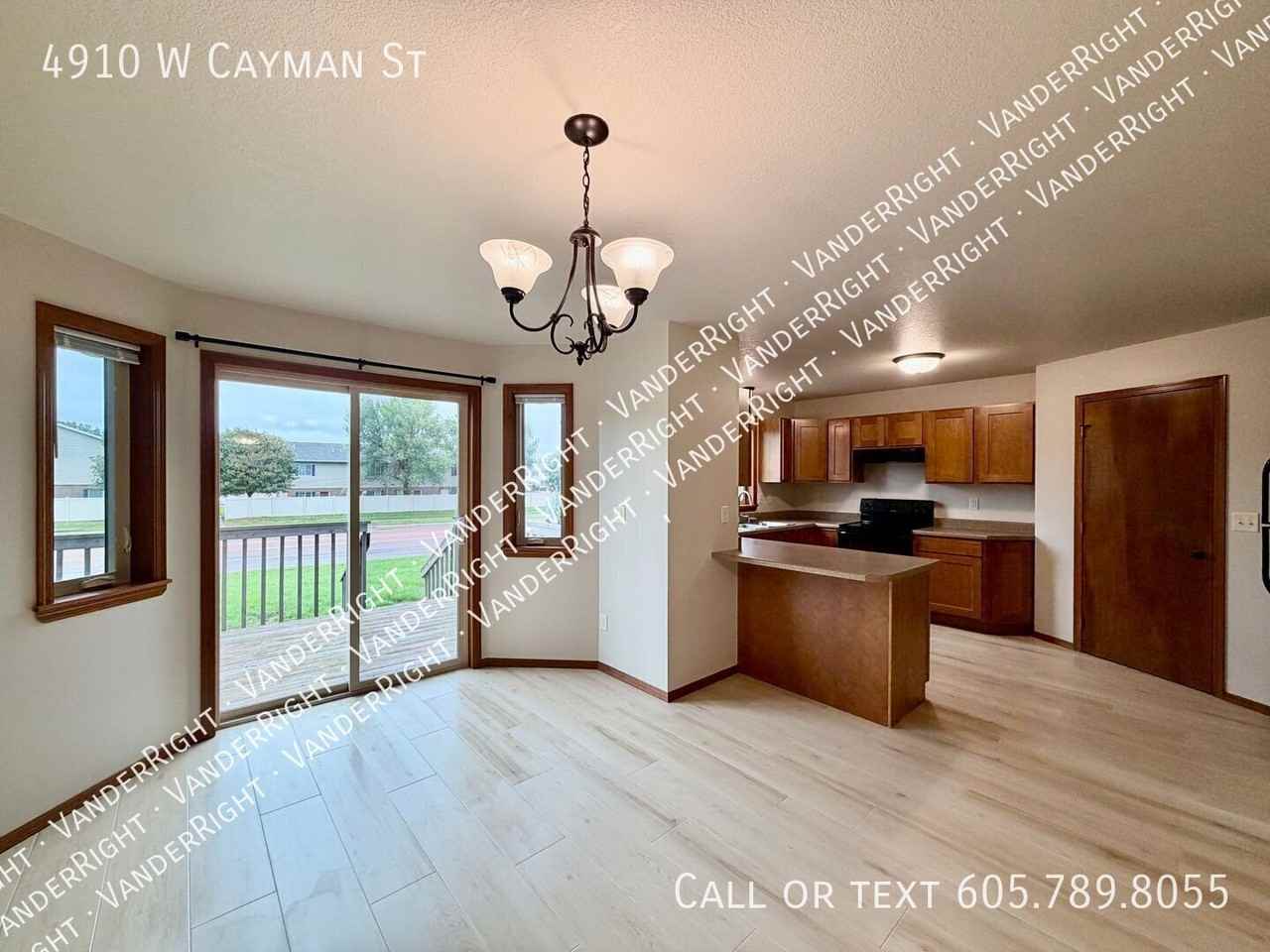 4910 W Cayman St
