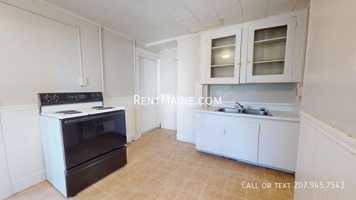 featured image of 124 York St #2