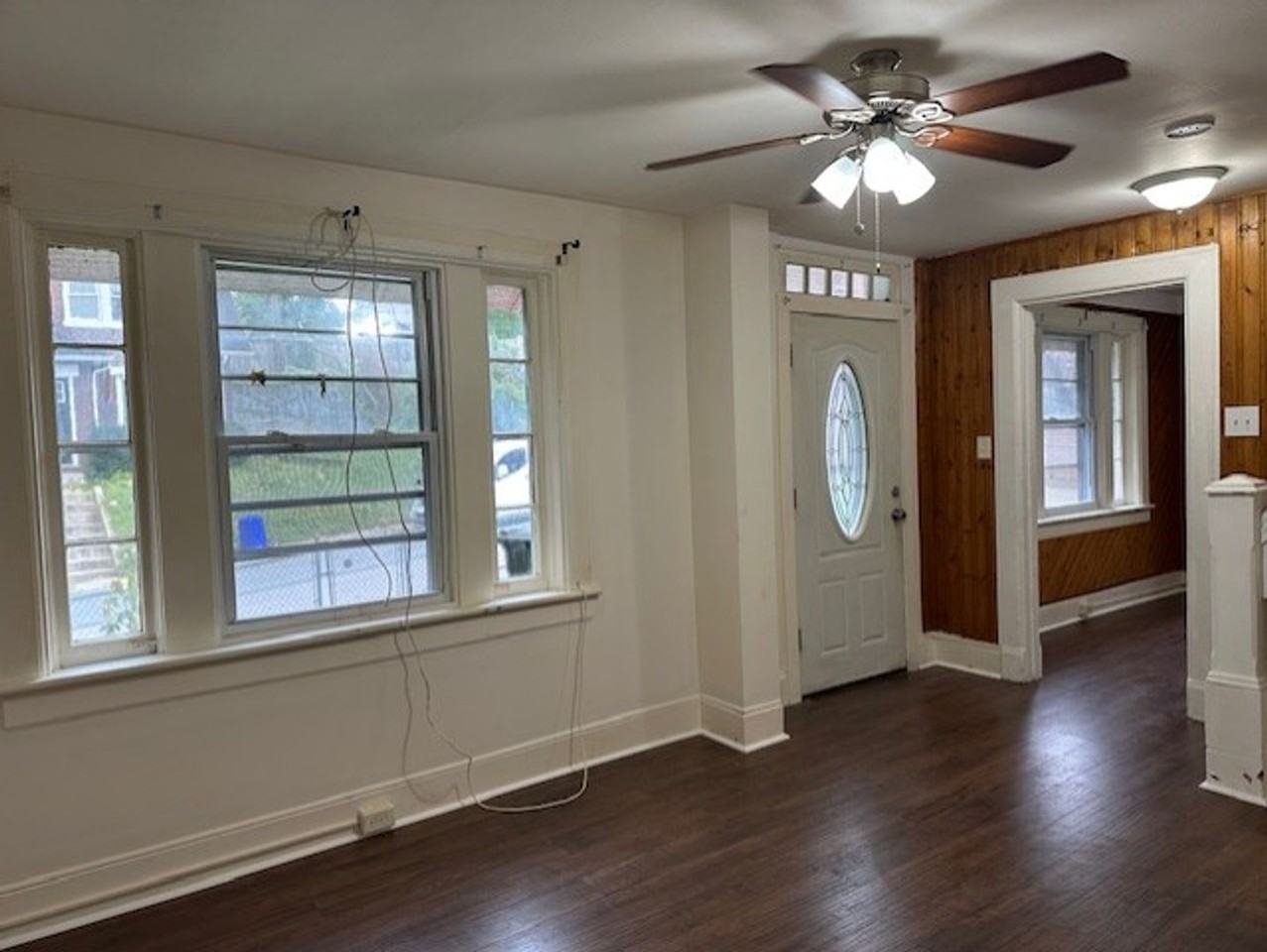 1502 Allison St - Photo 3 of 18