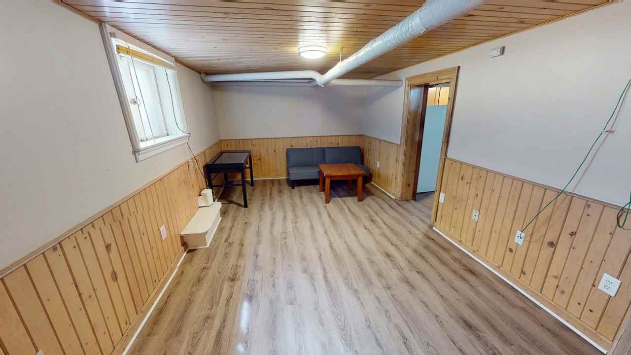 705 S Division St #705-2 - Photo 4 of 7