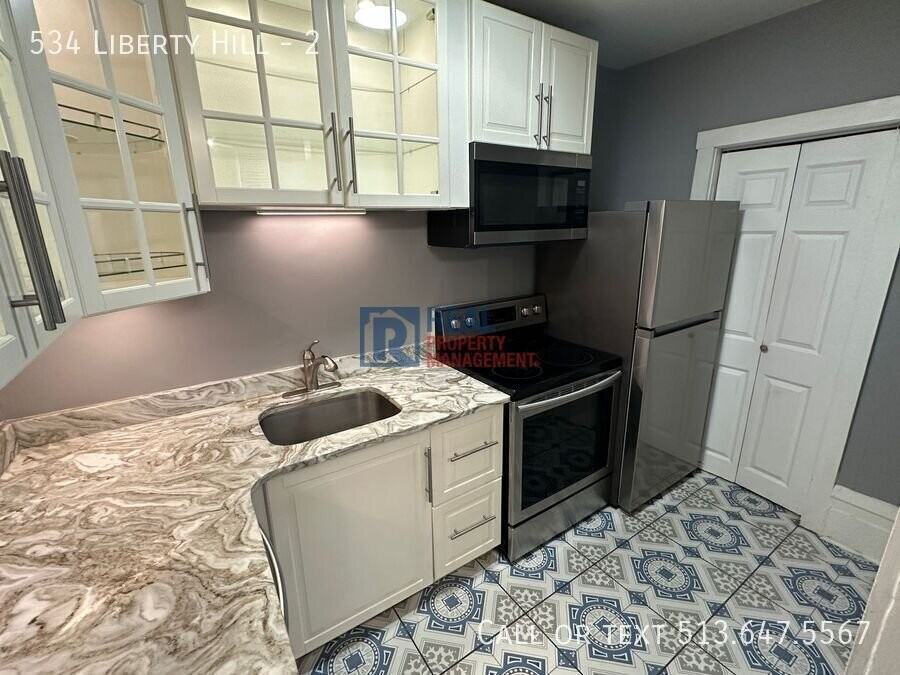 534 Liberty Hl #2 - Photo 3 of 13