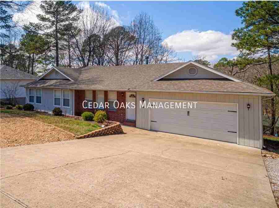 8 Rivercliff Rd