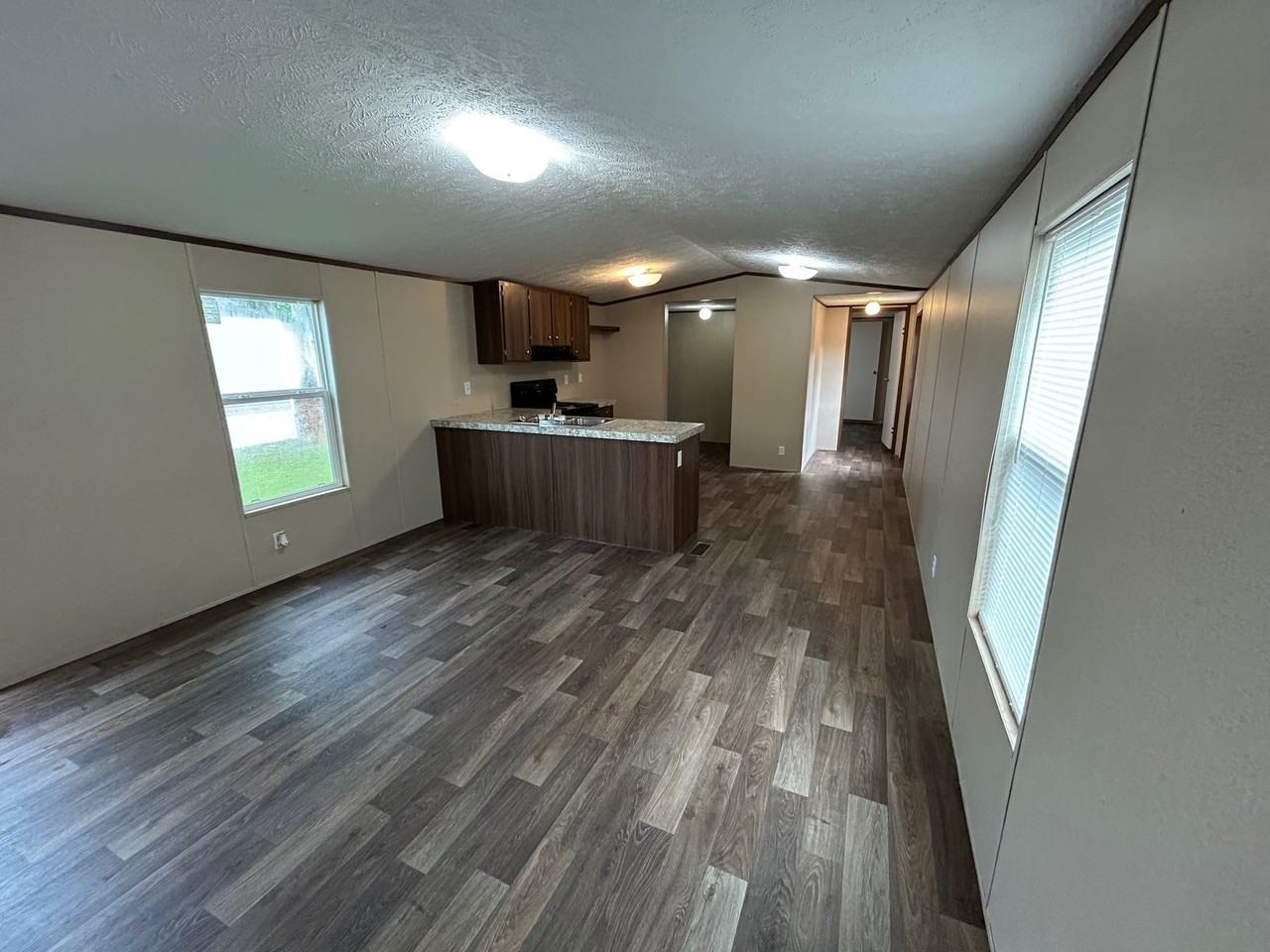 1512 Jans Dr - Photo 2 of 9