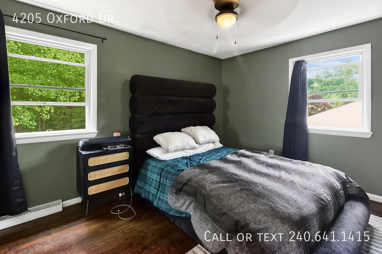 4205 Oxford Dr - Photo 5 of 13