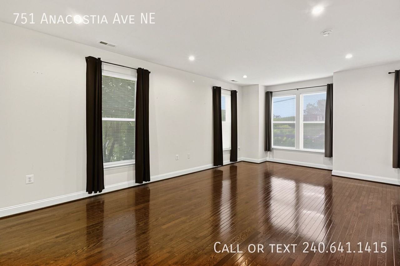 751 Anacostia Ave Ne - Photo 5 of 30