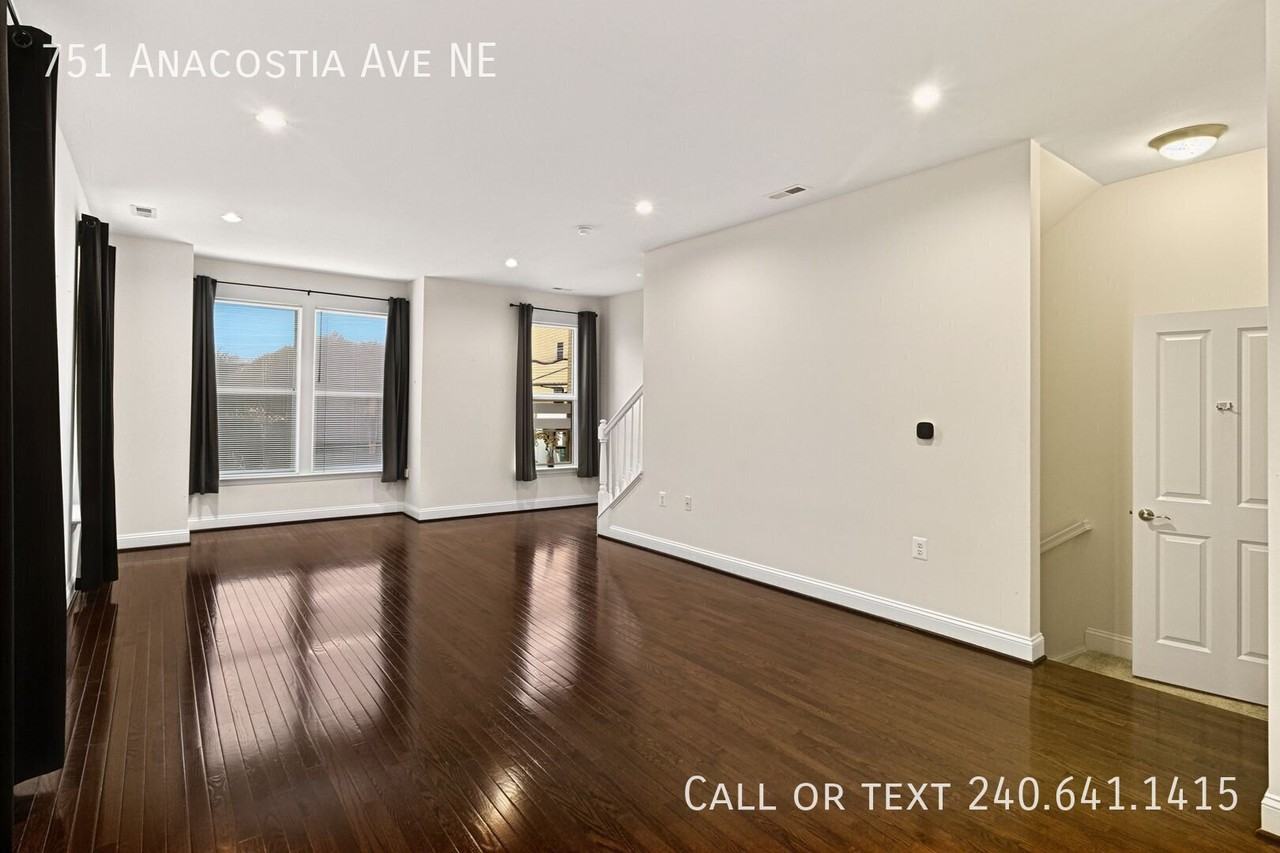751 Anacostia Ave Ne - Photo 6 of 30