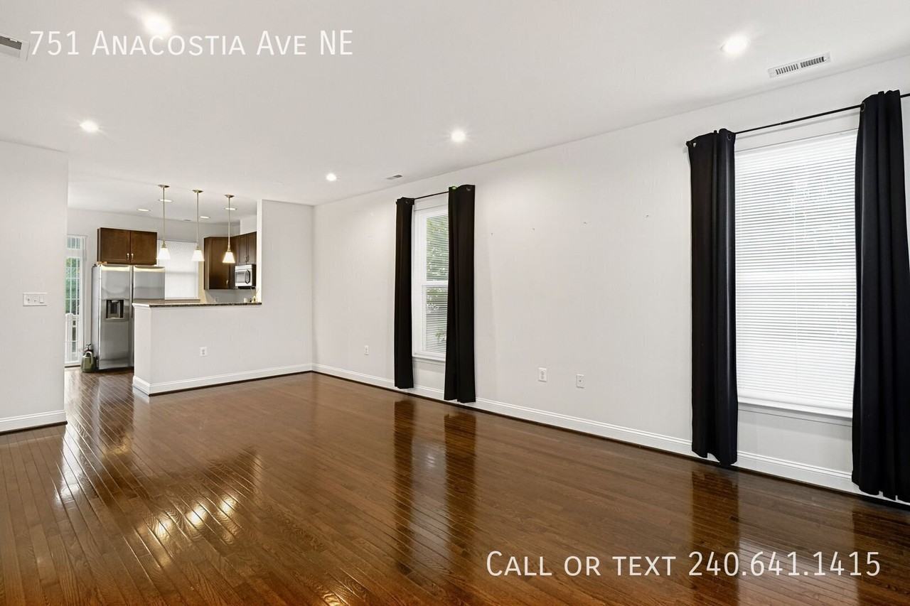 751 Anacostia Ave Ne - Photo 7 of 30