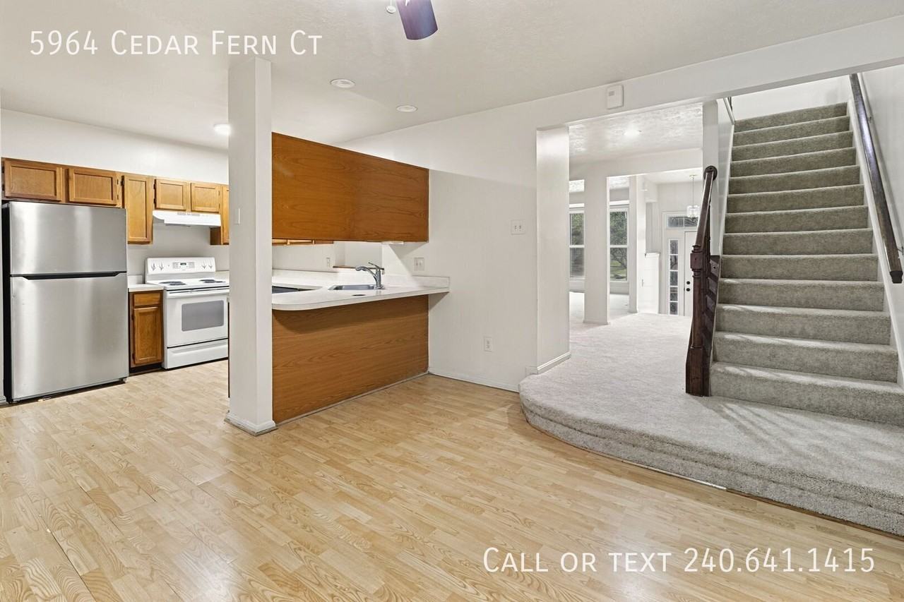 5964 Cedar Fern Ct - Photo 5 of 27