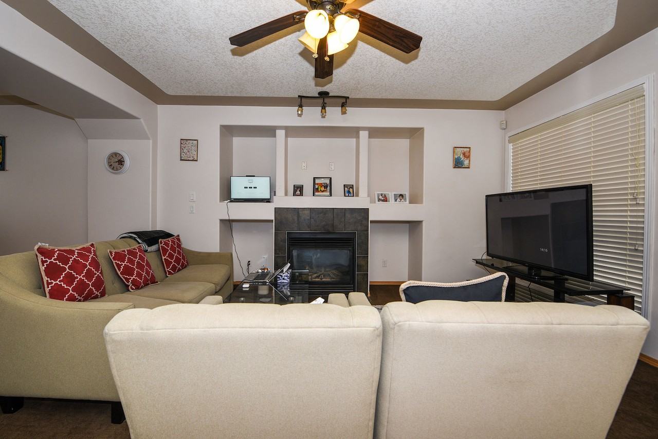 107 Taralea Cres Ne - Photo 4 of 22