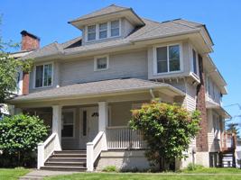 featured image of 4736 18th Ave Ne #D