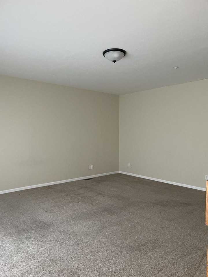 2855 Main Ave #B202 - Photo 7 of 10