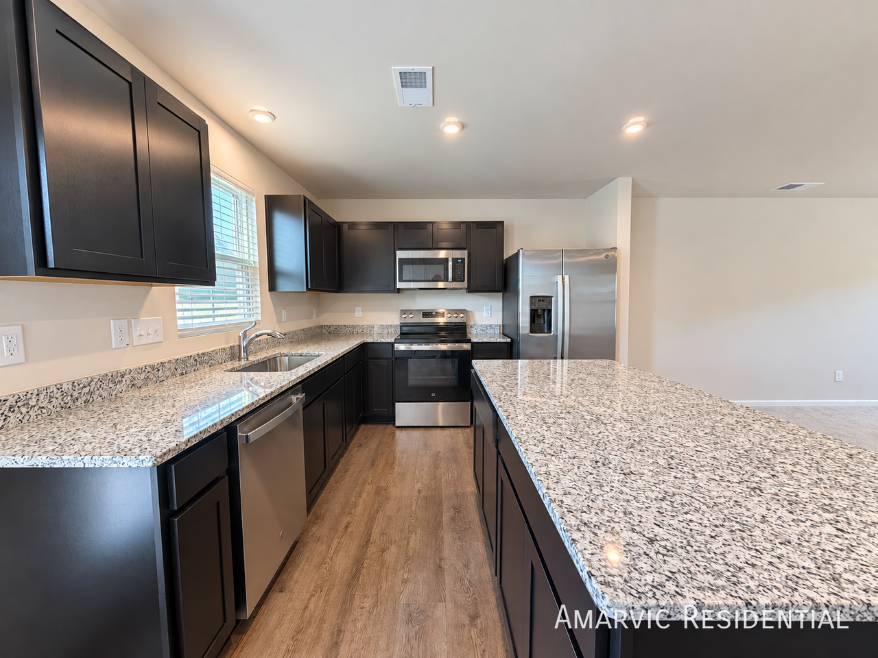 228 Nepeta Dr - Photo 4 of 31