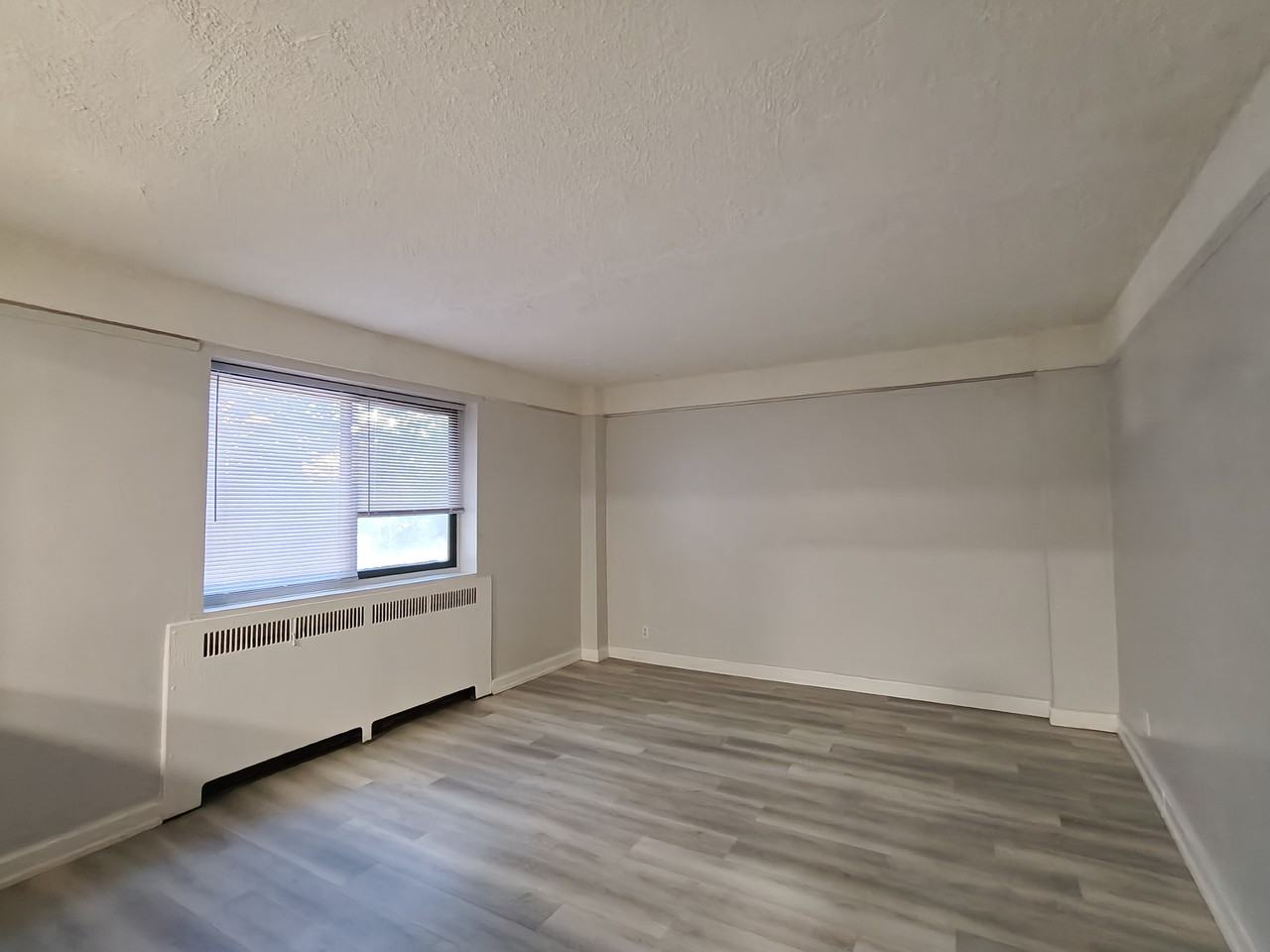 5602 Ogontz Ave #B13 - Photo 6 of 8