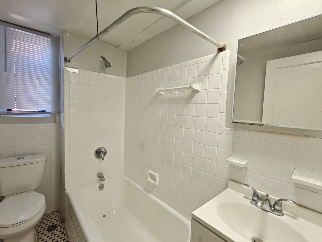 5602 Ogontz Ave #F54 - Photo 4 of 5
