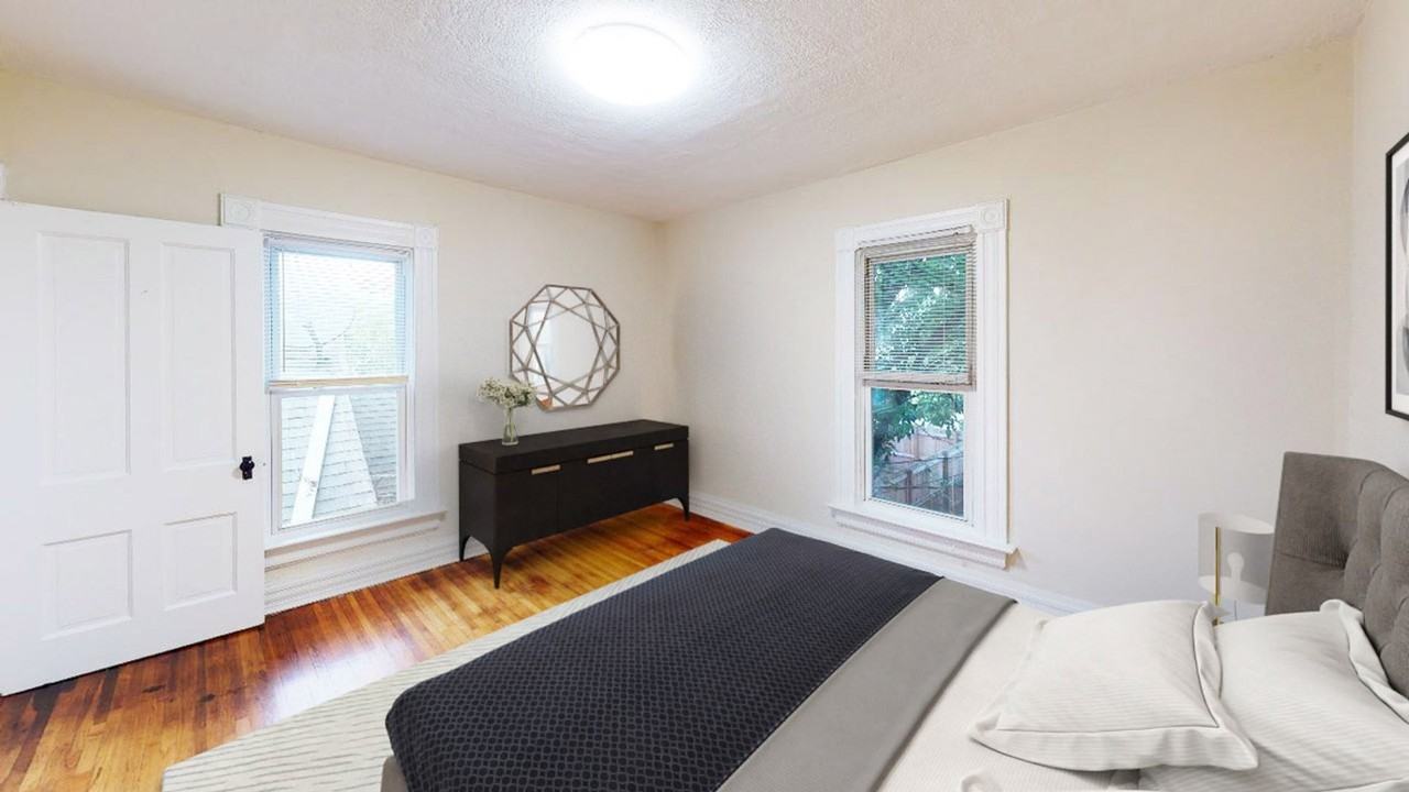 2528 Deming Ave - Photo 3 of 17
