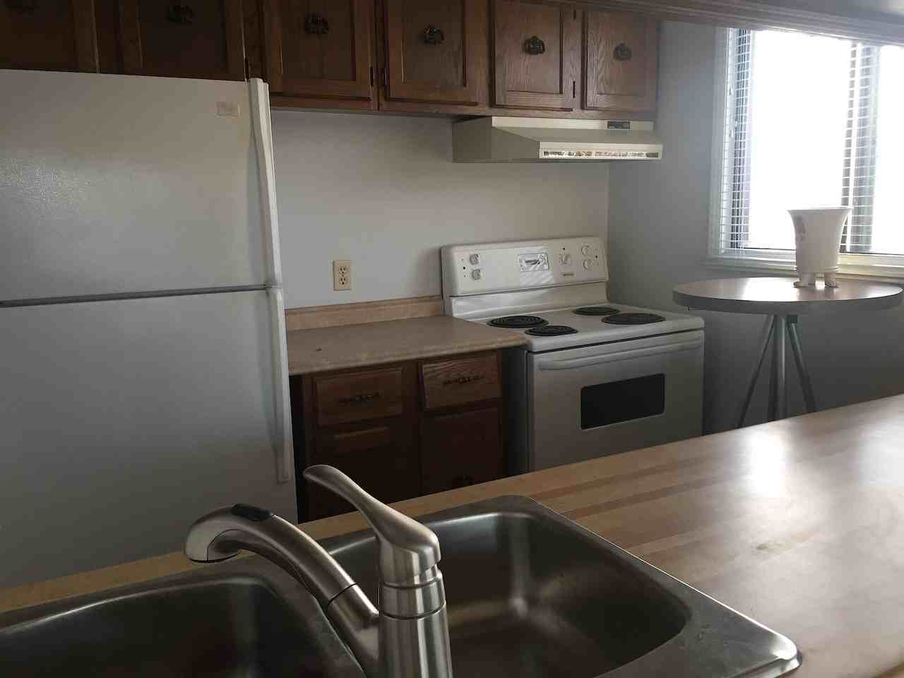 1955 Lakewood Road South Nw - Photo 3 of 7
