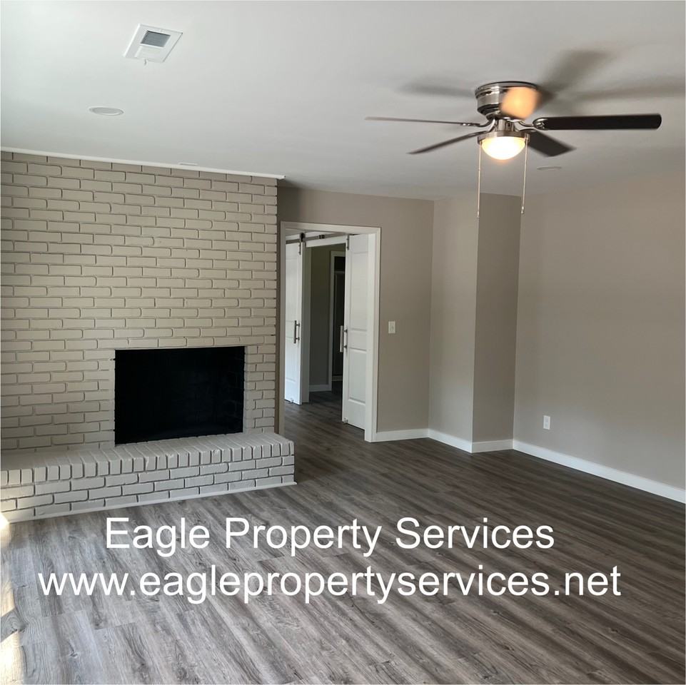 1750 Pleasant Grove Dr Ne #1 - Photo 4 of 13
