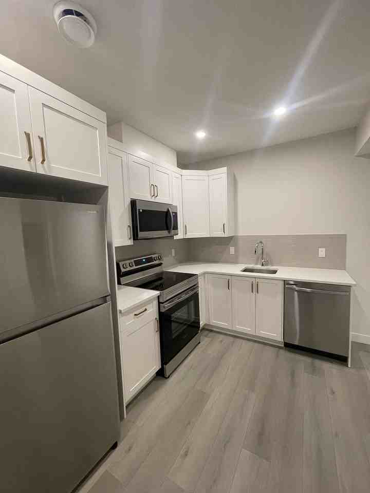 247 Homestead Common Ne - Photo 2 of 8