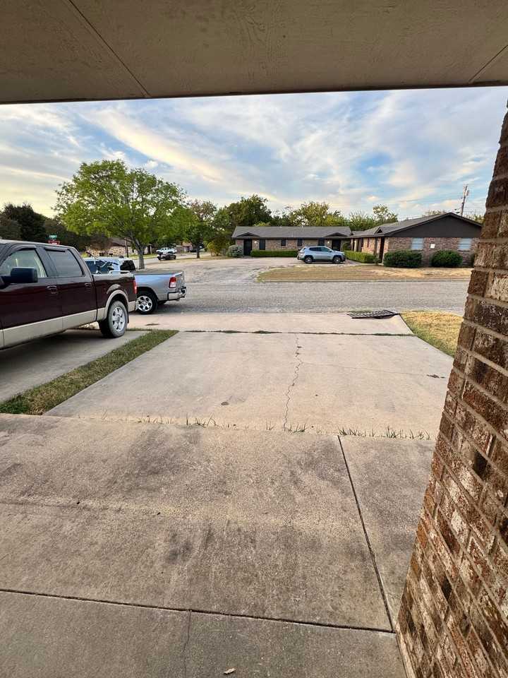 501 Steven St #B - Photo 3 of 17
