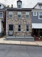 featured image of 448 W Vine St