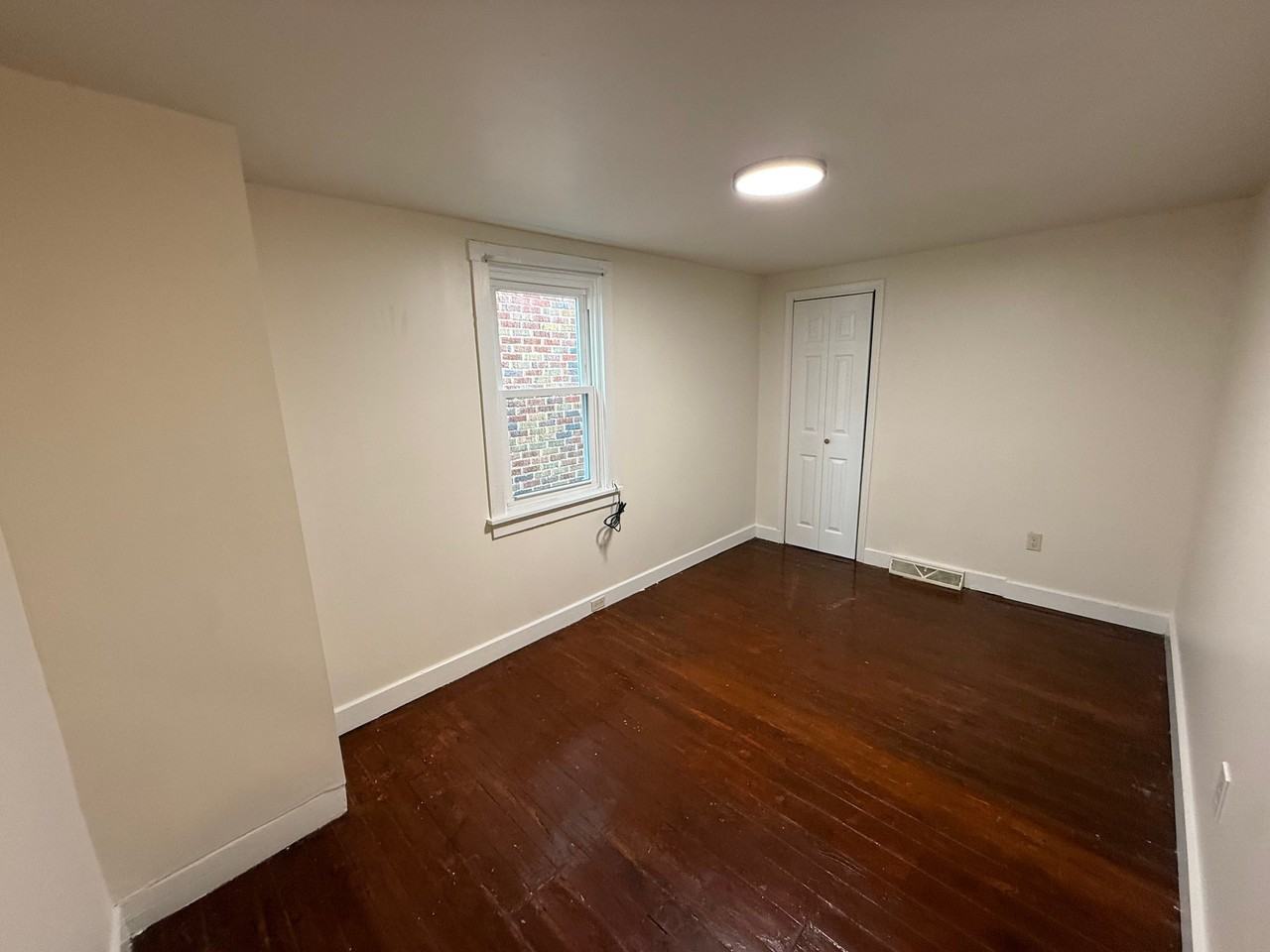 448 W Vine St - Photo 6 of 23