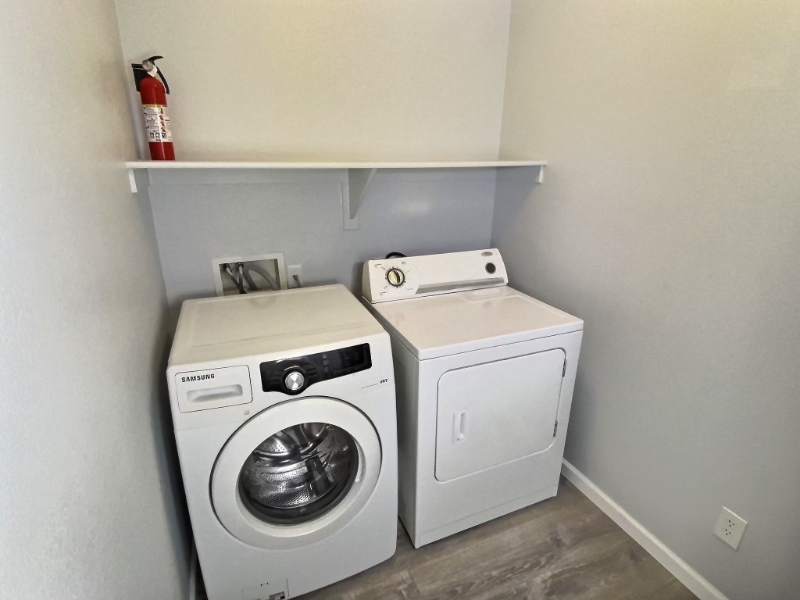 41925 W Sunland Dr - Photo 6 of 25