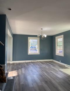 413 Augusta Ave - Photo 5 of 12