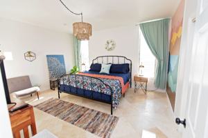 featured image of 15198 Darnell Dr #2