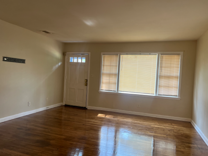 1930 Willa Way - Photo 2 of 22