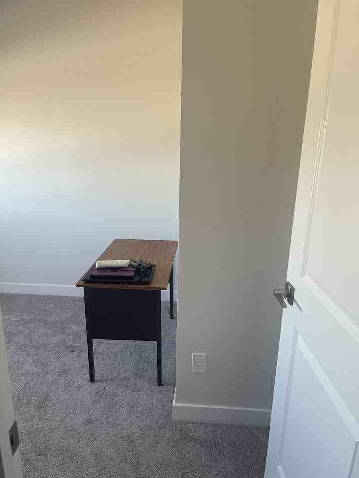 247 Homestead Dr Ne - Photo 2 of 4