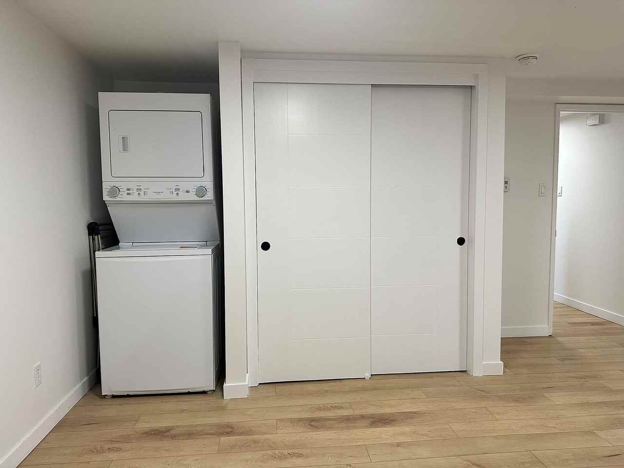 8824 33 Ave Nw - Photo 4 of 4