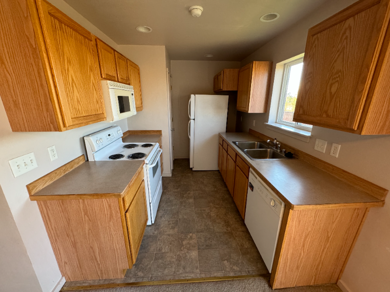 1013 N River Rock Dr - Photo 6 of 16