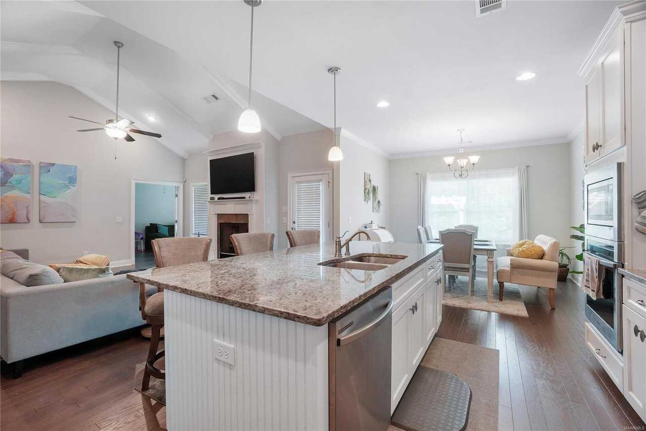1458 Trolley Rd - Photo 7 of 18