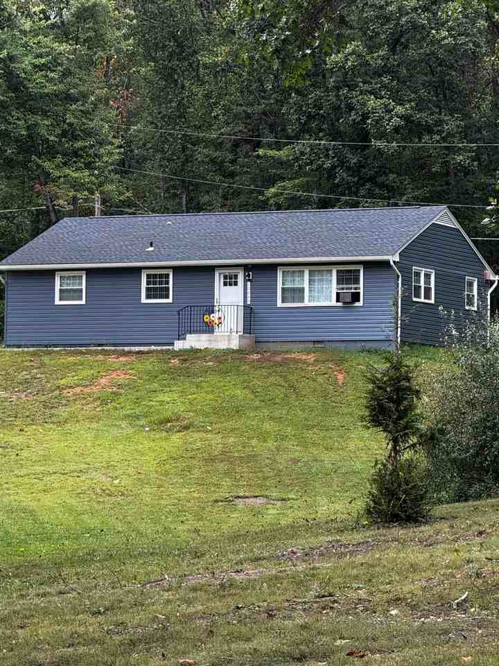 16349 Fletcher Ln