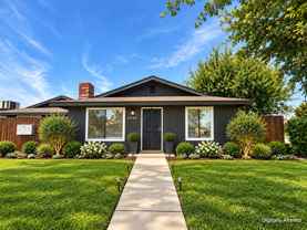 2824 N Half Moon Dr - Photo 1 of 1