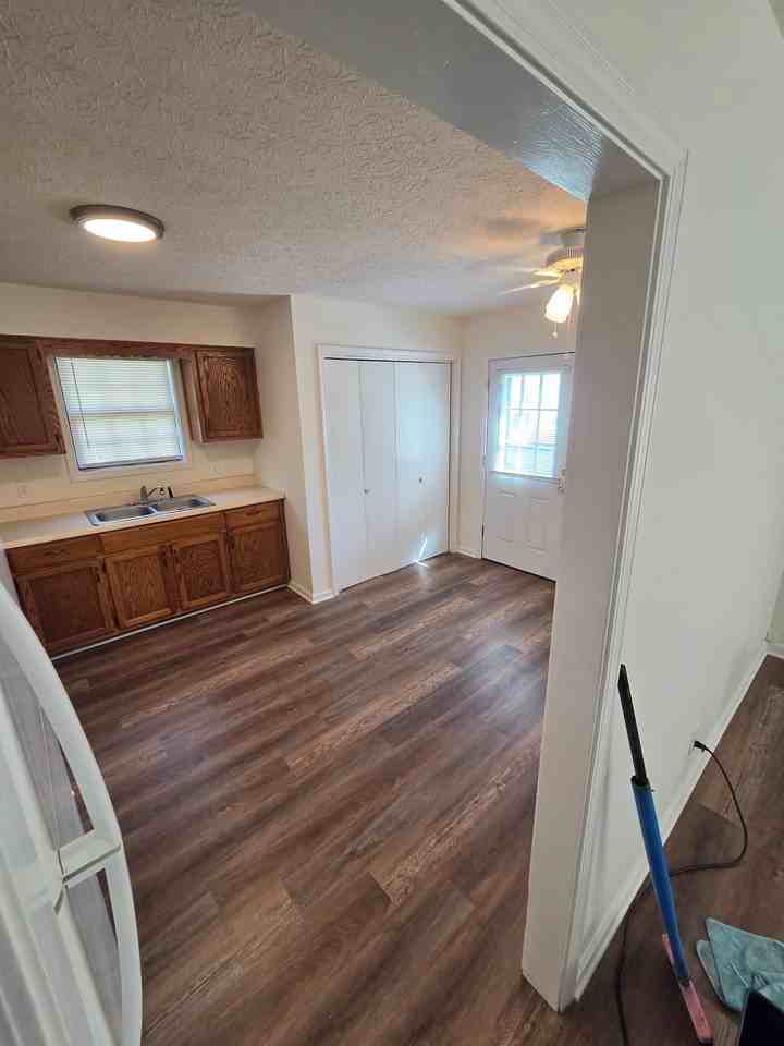 105 Combs Blvd #105COMBS - Photo 7 of 8