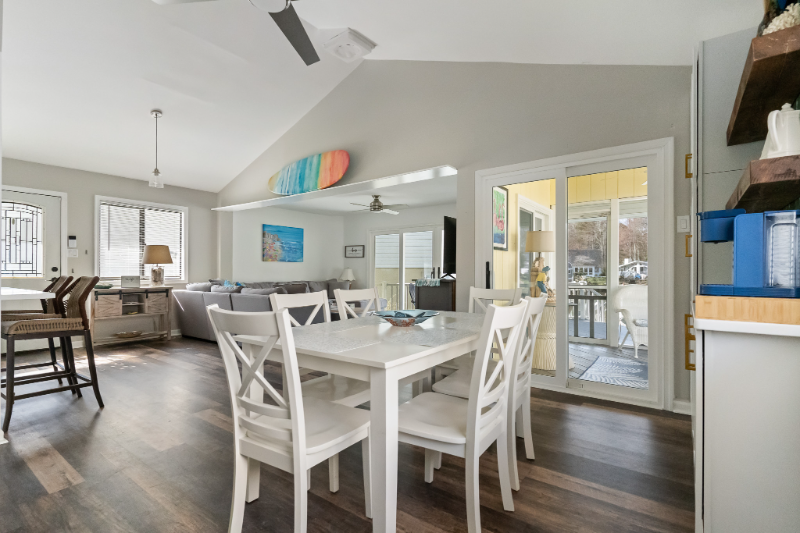24 Windjammer Rd - Photo 5 of 19