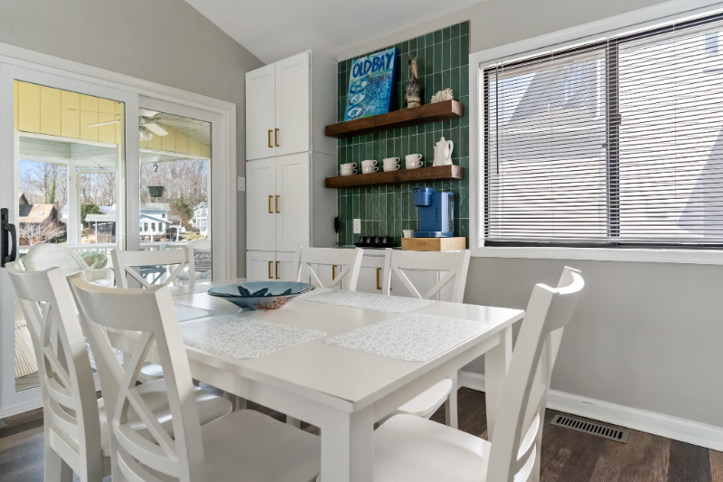 24 Windjammer Rd - Photo 7 of 19
