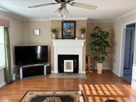 featured image of 5327 Azinger Ln