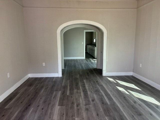 2128 12th St - Photo 3 of 4